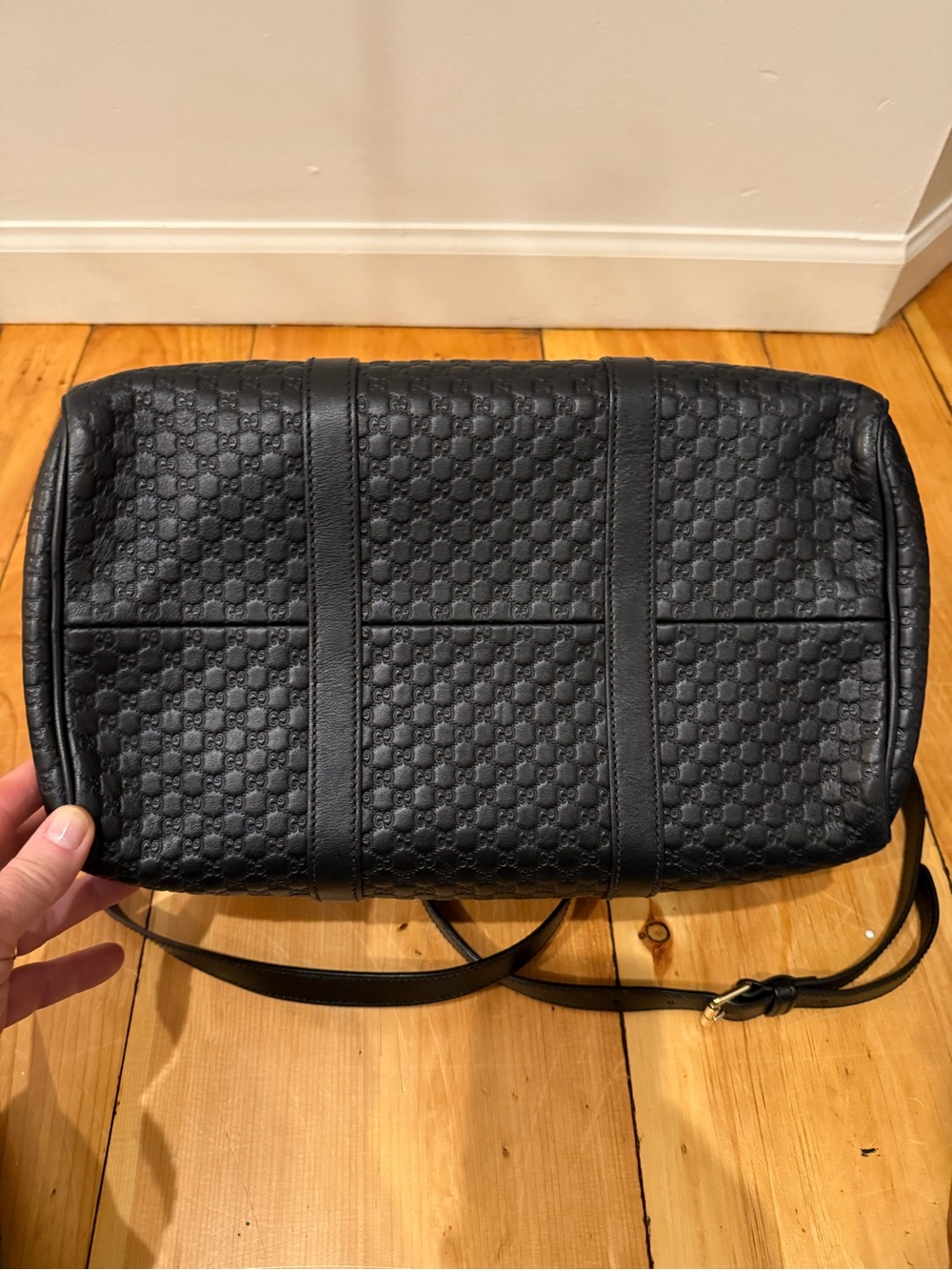 Gucci Microguccissima Boston bag with top handles and detachable shoulder strap. - Picture 11 of 16
